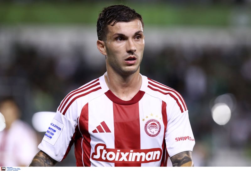 Ο Στρεφέτσα σε ματς του Ολυμπιακού