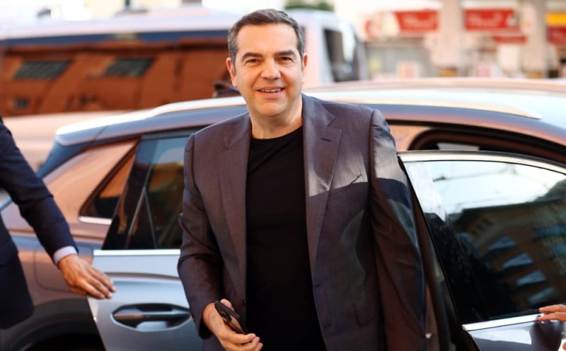 Αποκαλυπτική δημοσκόπηση: "Κατρακύλα" για Τσίπρα πριν ανακοινώσει το κόμμα!