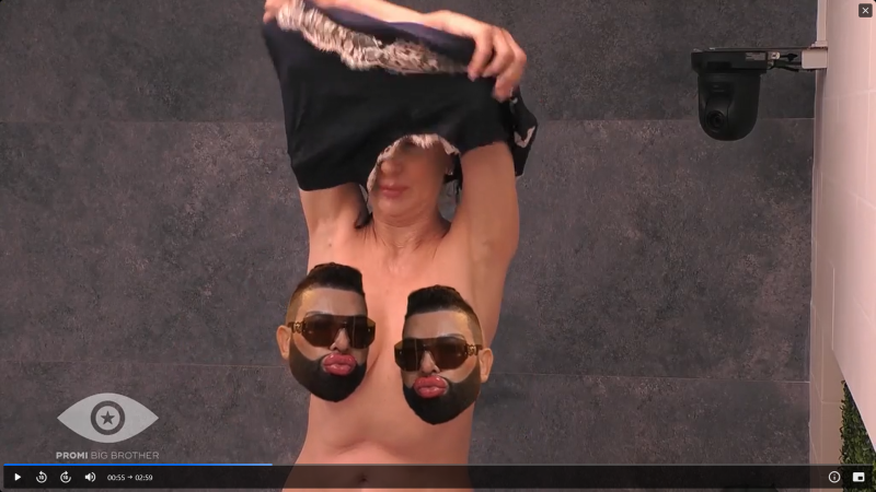 Γυμνή στο μπάνιο 69χρονη τηλεπερσόνα - Ανέβασε το θερμόμετρο (ΦΩΤΟ)