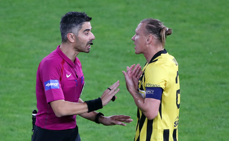 Κορυφαίος διαιτητής στο ΑΕΚ-Ολυμπιακός