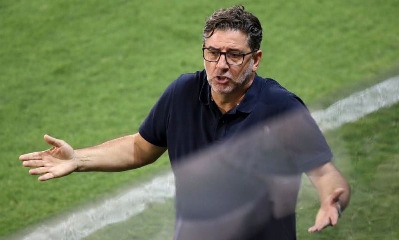 Πάρε κεφάλια Μπενίτεθ, διώξε τους αποτυχημένους - Τους έφταιγε ο Βιτόρια! 