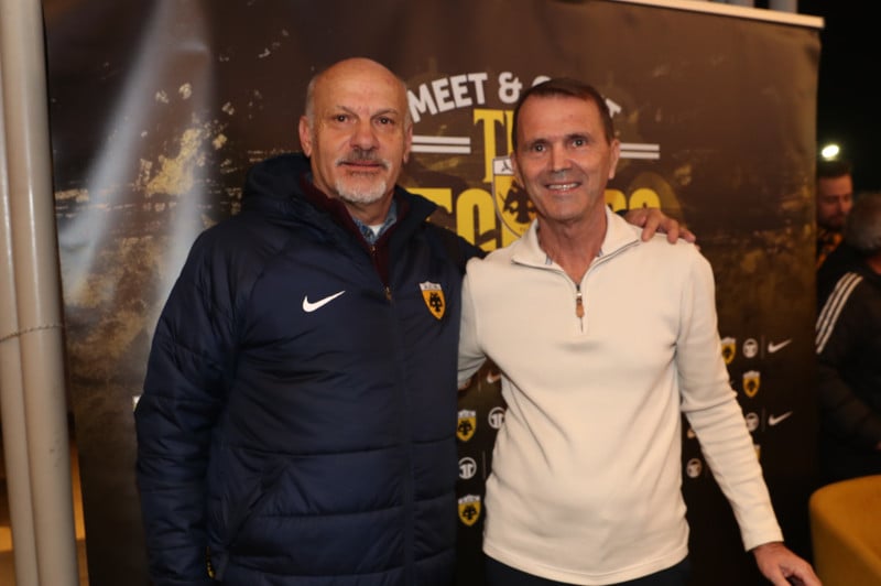 Βδέλλα η ΑΕΚ σε ΠΑΟΚ-Ολυμπιακό, ξεπερνά κάθε εμπόδιο - Διαιτητική εφεύρεση!