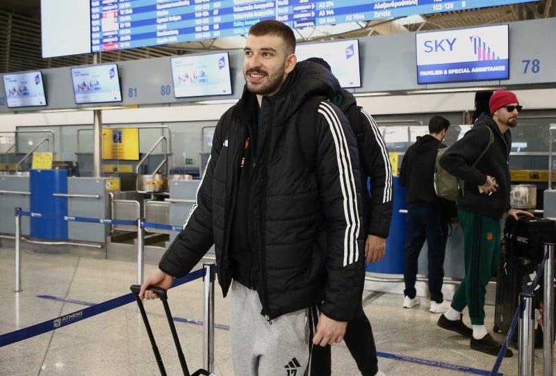 Η ατάκα Ρογκαβόπουλου για το ρεκόρ στα τρίποντα και... Μεσίνα!