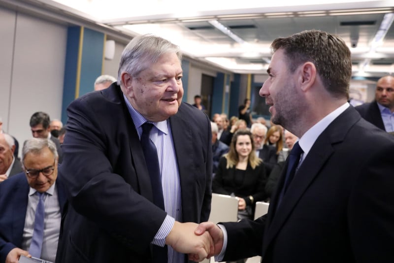 Σενάριο-έκπληξη: Συζητούν για Βενιζέλο πρωθυπουργό!