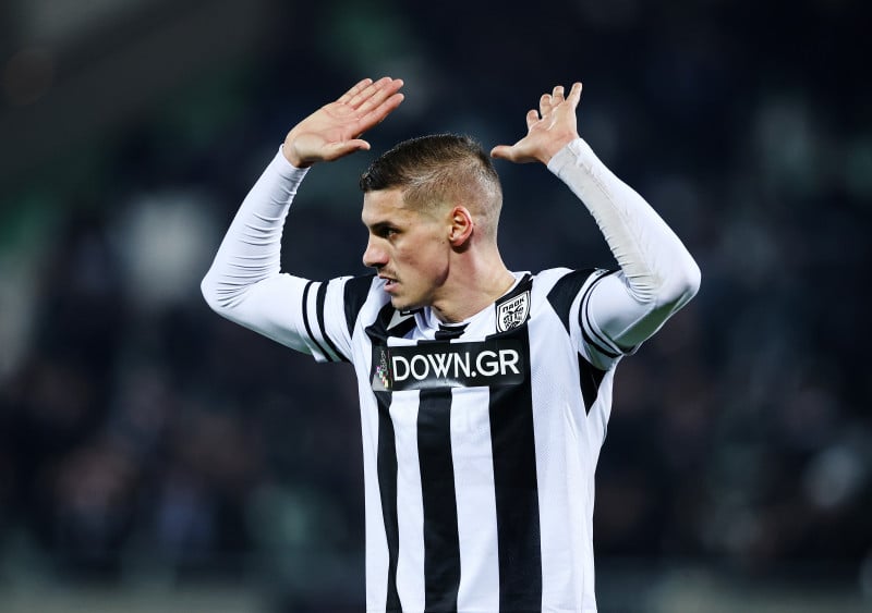 "Σειρήνες" από μεγάλη ομάδα για Ντεσπόντοφ - Πωλείται ο Καμαρά λόγω Ζαφείρη