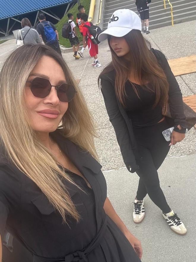 Τα "έσπασε" στον Ρέμο η πανέμορφη κόρη των Πετρουλάκη και Ίβιτς! (ΦΩΤΟ)