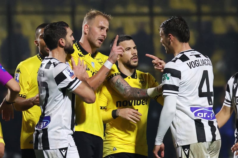 "Τρελό" καρφί Χιμένεθ για Μορόν στον Άρη - Για αυτό δεν έπαιξε βασικός!