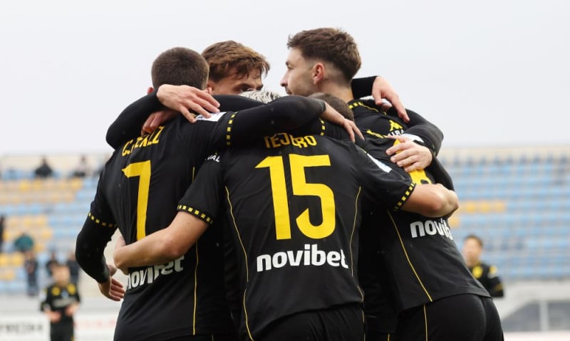 Πάει και για άλλο παίκτη ο Άρης! Η προτεραιότητα μετά τον Χόνγκλα