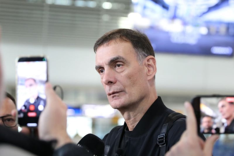 Η ατάκα Μπαρτζώκα για Μόρις - Η αντίδραση σε ερώτηση για ψηλό