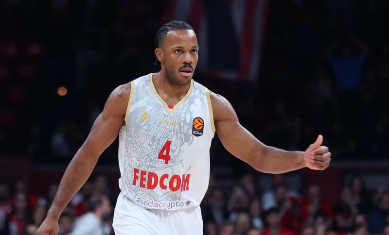 "Μάτια" Μπαρτζώκα στο ΟΑΚΑ! Κερδίζει πόντους παίκτης ενόψει καλοκαιριού