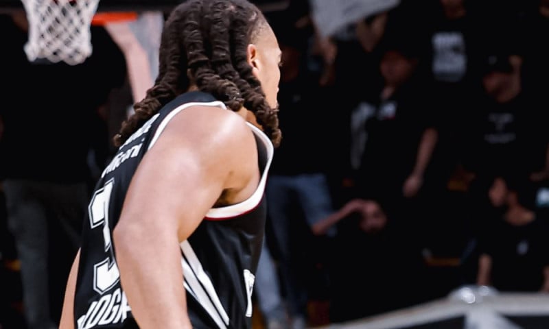 Ο Κάρσεν Έντουαρντς