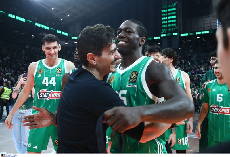 Ποδαρικό με Γιαννακόπουλο - Πάει στο ΟΑΚΑ για το αιώνιο ντέρμπι (ΒΙΝΤΕΟ)