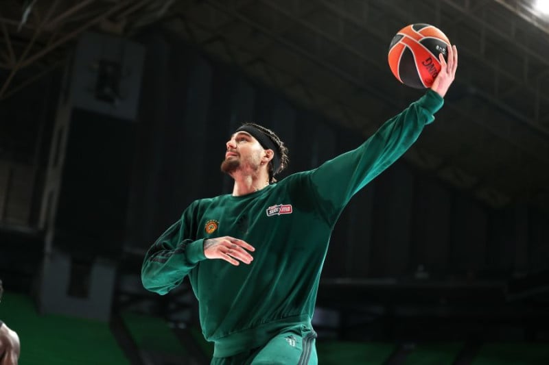 Αποθέωσε Φαρίντ ο Χουάντσο: "Έδωσε ενέργεια, είναι δουλευταράς"