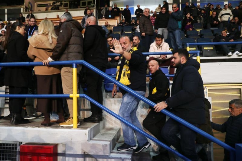 Δίπλα στην ΑΕΚ ο Ηλιόπουλος - Παρών και στο Αγρίνιο