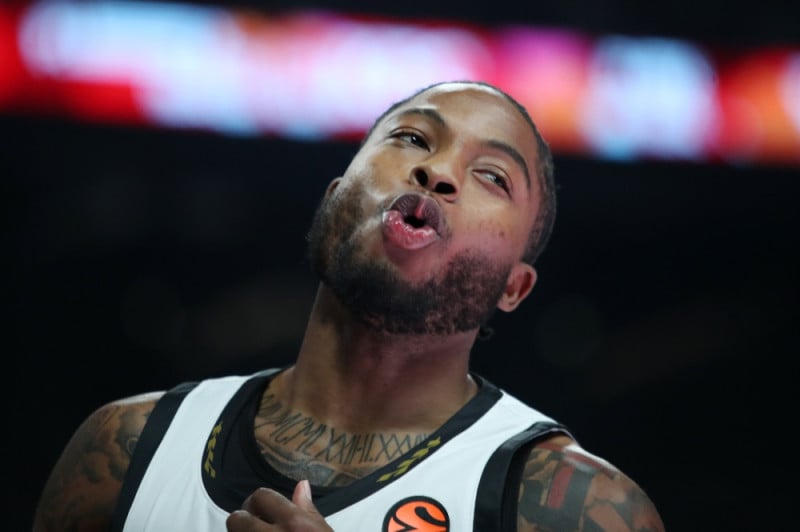 Δεν παίζει μόνος ο Ολυμπιακός για Τζόουνς -Ματιές από ομάδες της Euroleague