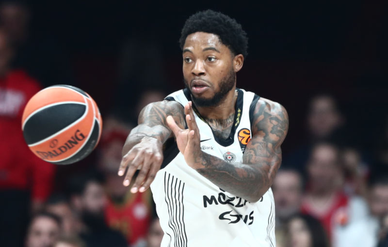 "Έτοιμο το συμβόλαιο Τζόουνς σε Ολυμπιακό, έρχεται Δευτέρα" - Τι απομένει!