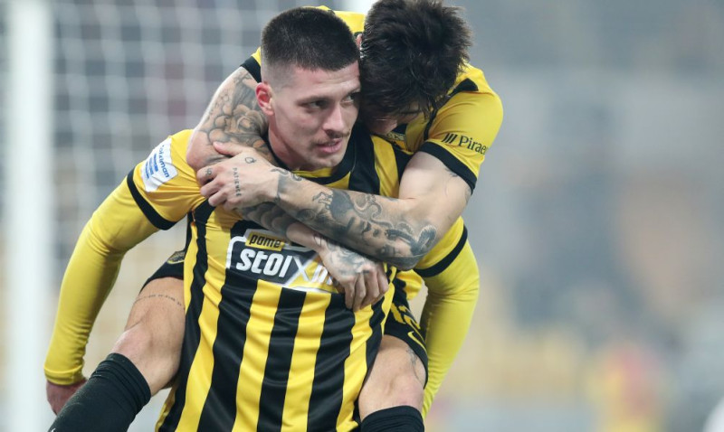 Αφιέρωμα στη Σερβία για Γιόβιτς: "Η μηχανή των γκολ επέστρεψε"