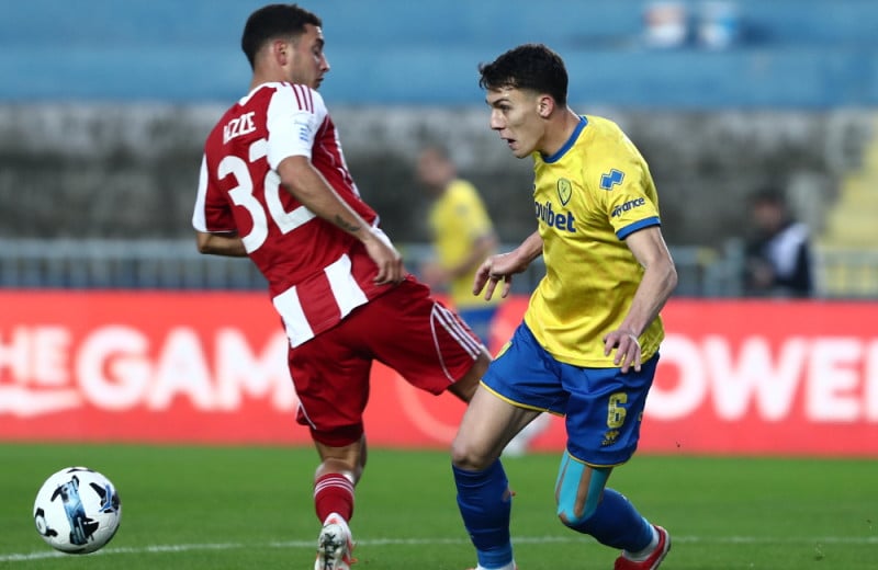 Μεταγραφή σε μεγάλη ομάδα ο Κοντούρης μετά τον Ολυμπιακό! Έκπληξη με Σμυρλή