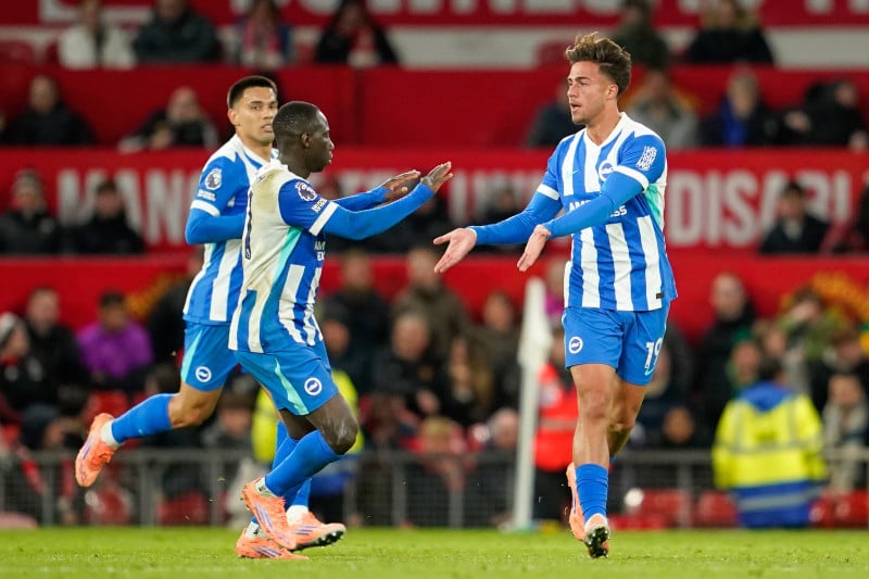 Ευχάριστα για Κωστούλα στην Μπράιτον - Η ατάκα του προπονητή του