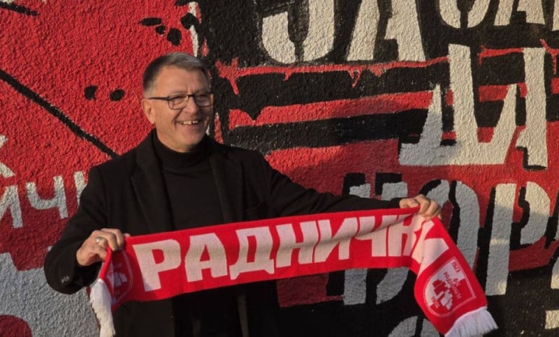 O Tάκης Λεμονής