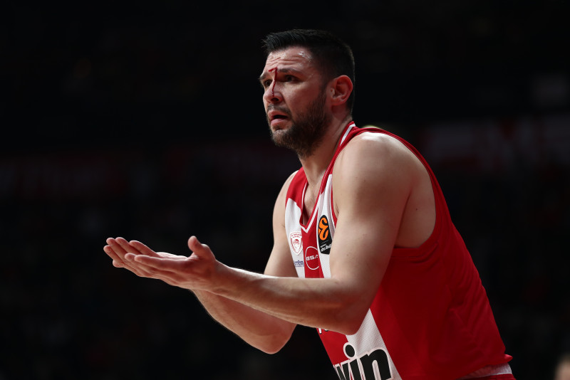 Αρχηγική παρέμβαση Παπανικολάου πριν το τέλος - Το πήρε επάνω του