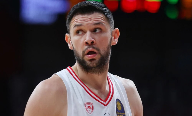 Αρχηγική παρέμβαση Παπανικολάου πριν το τέλος - Το πήρε επάνω του