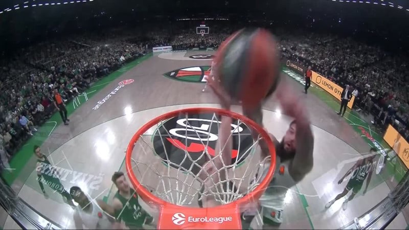 Γαλλική συνεργασία στην Εφές και εντυπωσιακό κάρφωμα (ΒΙΝΤΕΟ)