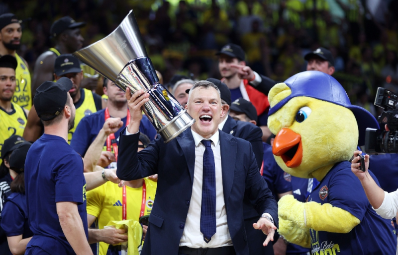 Γιασικεβίτσιους: «Καταστρέφουμε τους παίκτες με το πρόγραμμα»