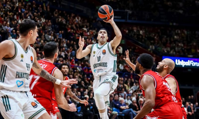 Vlog Παπαβασιλείου: Ο συγκινητικός Σλούκας και το μεγάλο πρόβλημα του ΠΑΟ