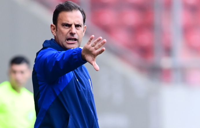 Ανατροπή με Συλαϊδόπουλο στη Ρίο Άβε - Πυρά οπαδών για διοίκηση