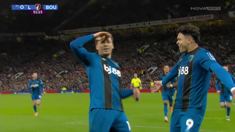 Πανέξυπνο φάουλ του Ταβερνιέ στα δίχτυα της Γιουνάιτεντ (ΒΙΝΤΕΟ)