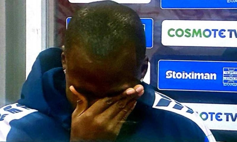 Συγκλόνισε ο Τετέι μετά το τέλος του αγώνα - "Λύγισε" on air! (ΦΩΤΟ)