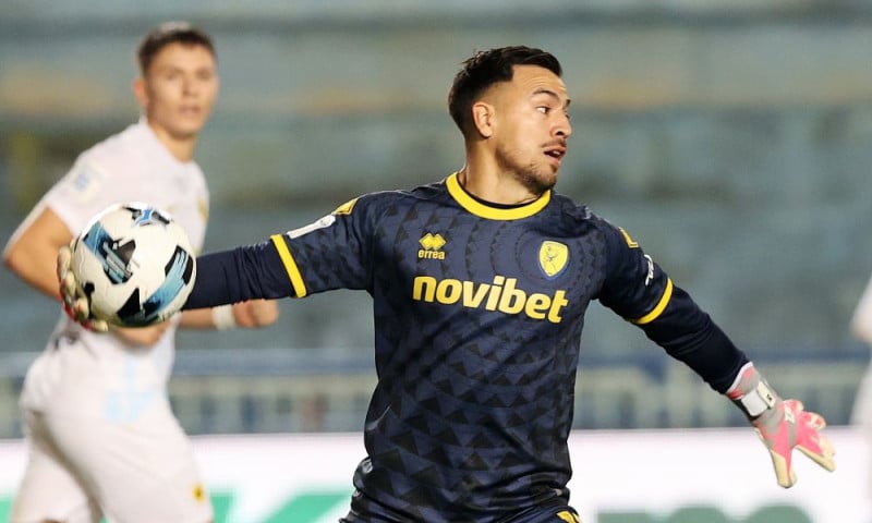 Ο Λούκας Τσάβες