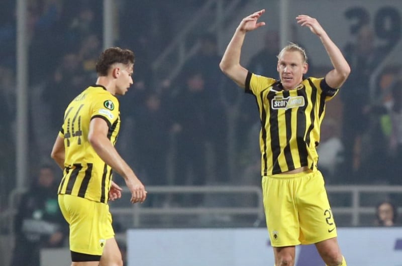 Άσχημο βράδυ για την Ελλάδα - Πτώση παρά τη νίκη της ΑΕΚ