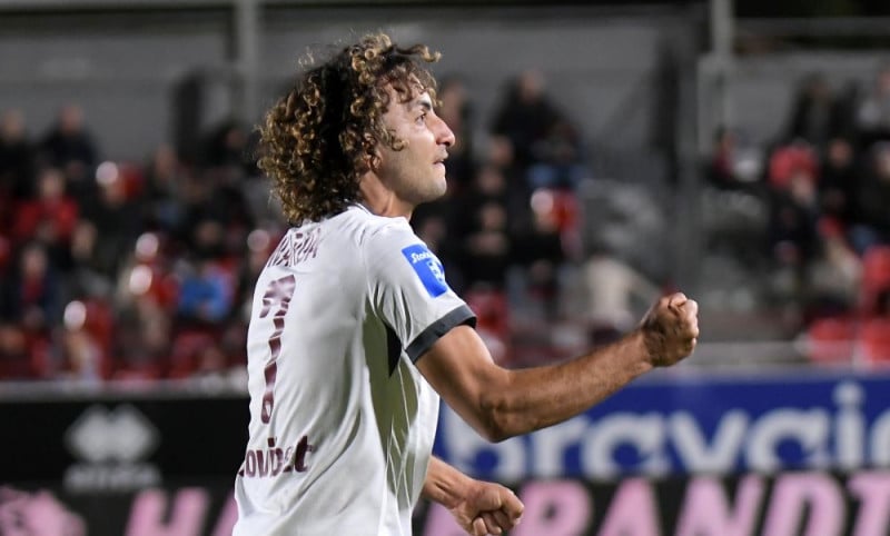 Πρωτοχρονιάτικο... δώρο με Ουάρντα - Συνεχίζει σε ομάδα - έκπληξη