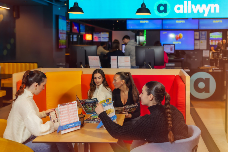 Δείτε πώς μεταμορφώθηκε ένα κατάστημα ΟΠΑΠ σε Allwyn store (ΦΩΤΟ)