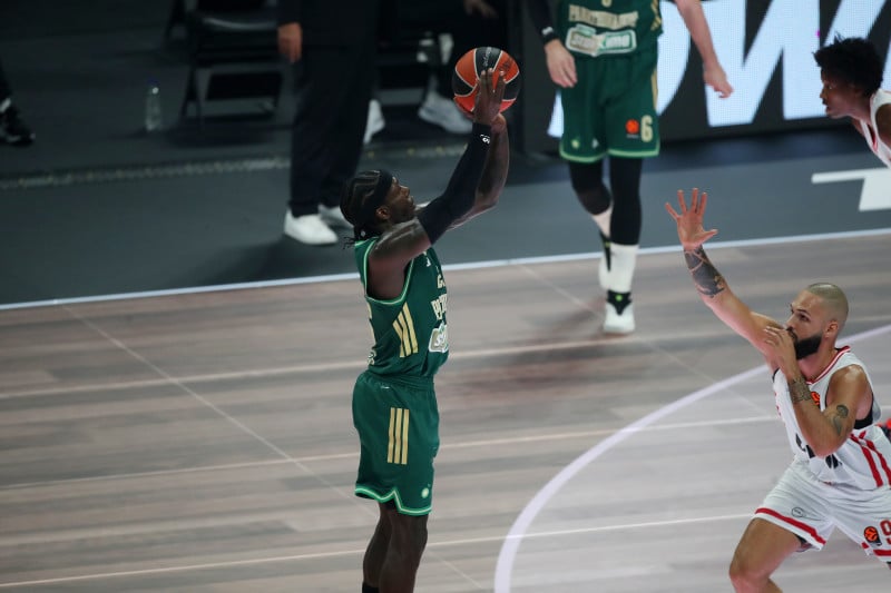 Δεν χάνει ΠΟΤΕ! Ανώτερος ο Ολυμπιακός, τρομεροί Ντόρσεϊ-Βεζένκοφ (ΒΙΝΤΕΟ)