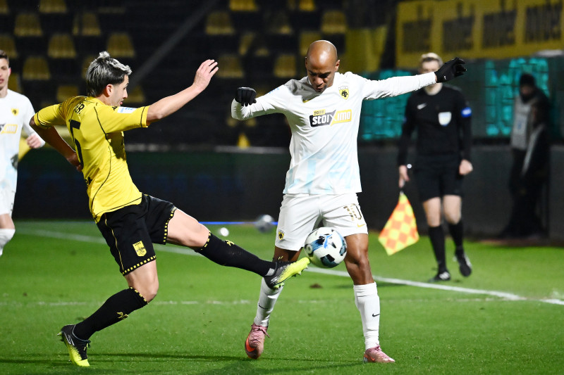 Έξαλλος Ρόουζ! "Μας κατέστρεψε ο διαιτητής"