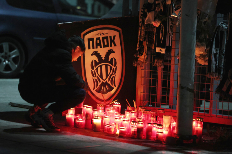 Γιατί να μας μονιάζει μόνο ο πόνος ρε γαμώτο; 