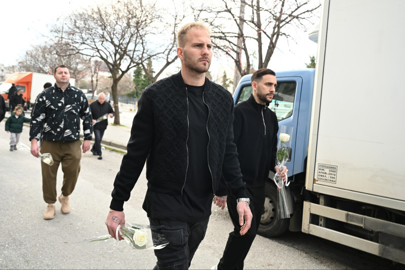 Σπουδαία στιγμή: Αντιπροσωπεία της ΠΑΕ Άρης στην Τούμπα 