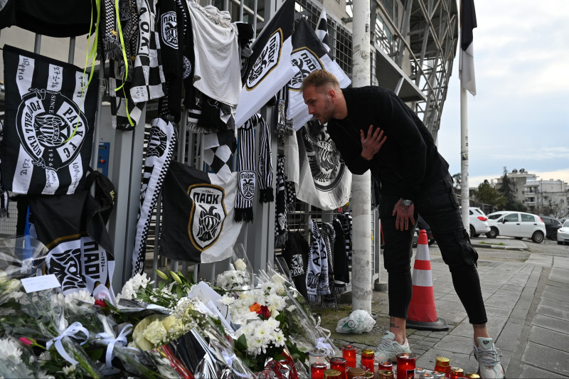 Σπουδαία στιγμή: Αντιπροσωπεία της ΠΑΕ Άρης στην Τούμπα 