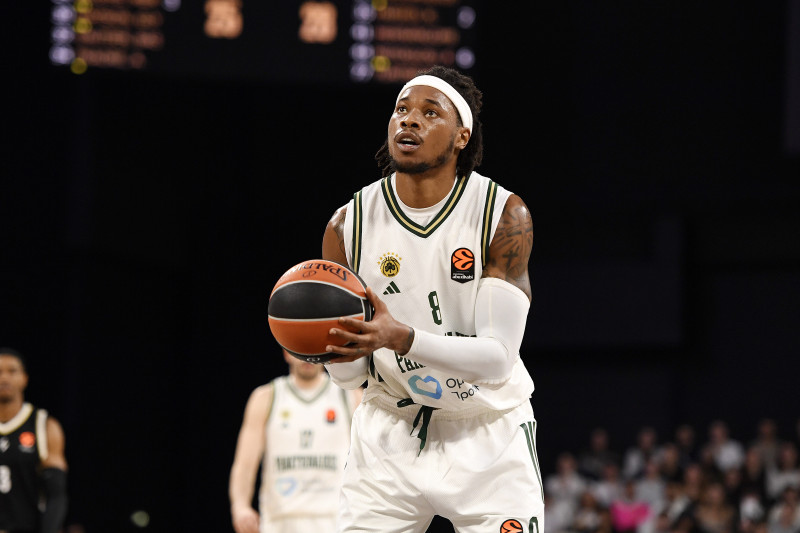 No look ασίστ του Γκραντ και εκκωφαντικό κάρφωμα του Χολμς (ΒΙΝΤΕΟ)