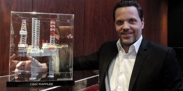 Ο Έλληνας εφοπλιστής με τις 50 πανάκριβες Ferrari - Σπάνια φωτογραφία!