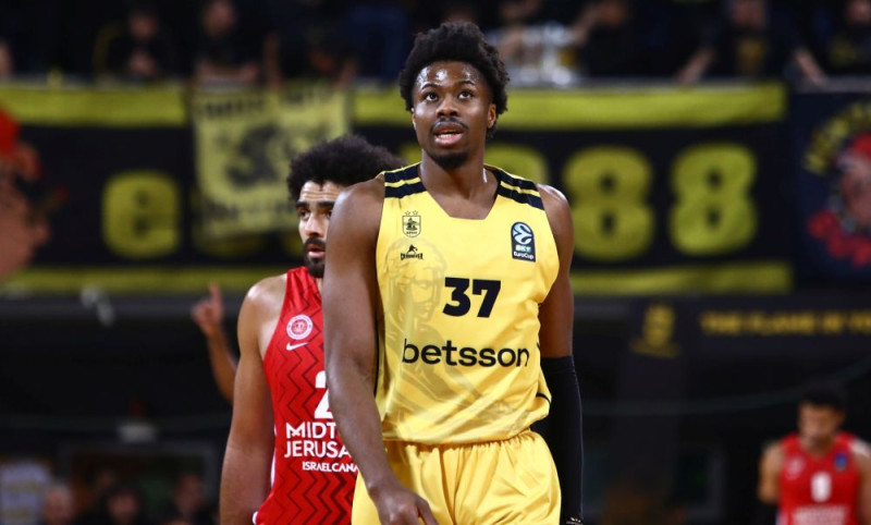 Ο Κώστας Αντετοκούνμπο