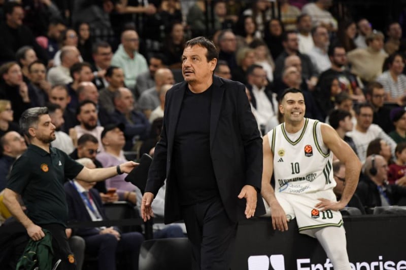 Αταμάν: "Ντροπιαστικά λάθη! Κάποιοι δεν κάνουν για αυτό το επίπεδο..."