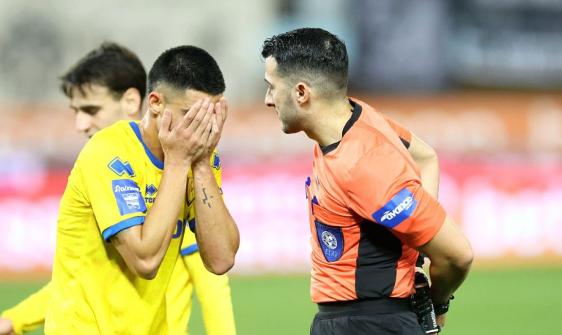 Ο διαιτητής στο ΟΦΗ - Παναιτωλικός