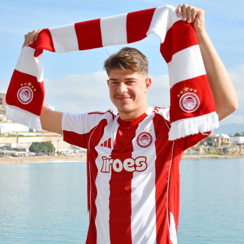 Εβαλε 2 γκολ σε Ολυμπιακό και υπέγραψε - Φορ… θηρίο "πυροβολεί ασταμάτητα"!