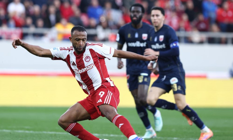 "Καμπανάκι" Μεντιλίμπαρ: "Πρέπει να κάνουμε περισσότερα με Άγιαξ"