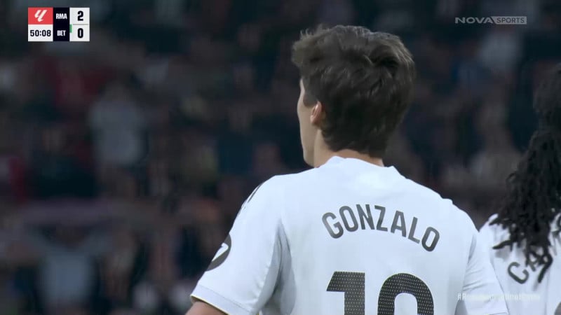 Γκολ αριστούργημα από τον Γκονζάλο Γκαρθία χωρίς να σκάσει η μπάλα (BINTEO)