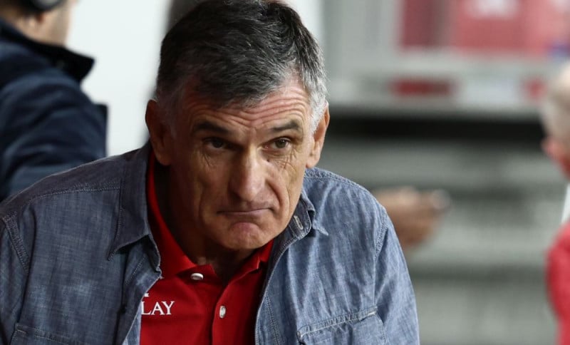 O Μεντιλίμπαρ